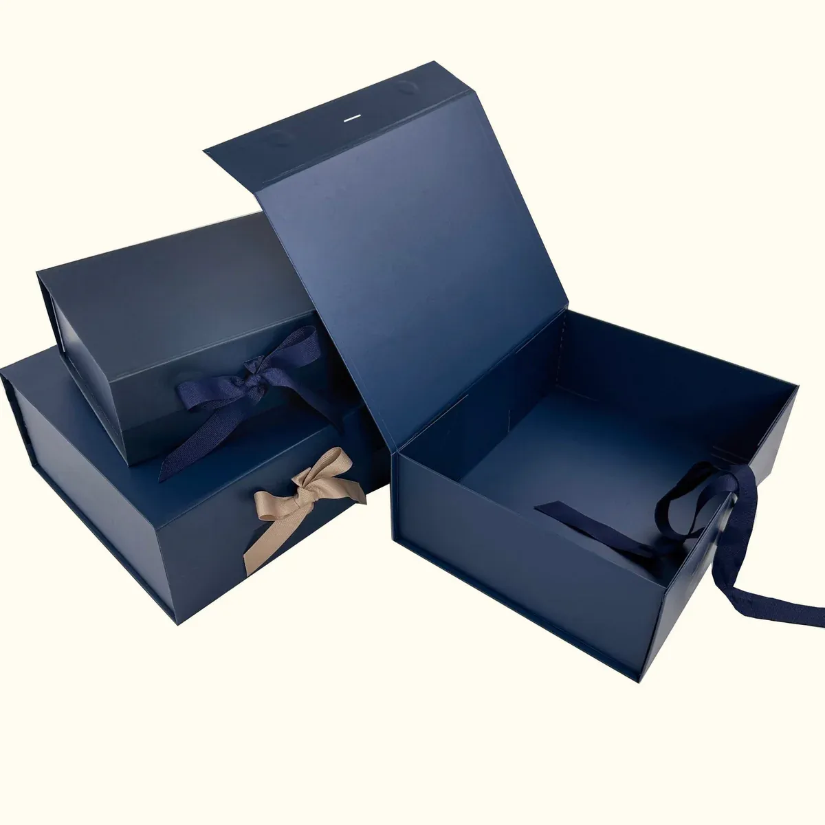 Magnetic Closure Gift Boxes - Image 2